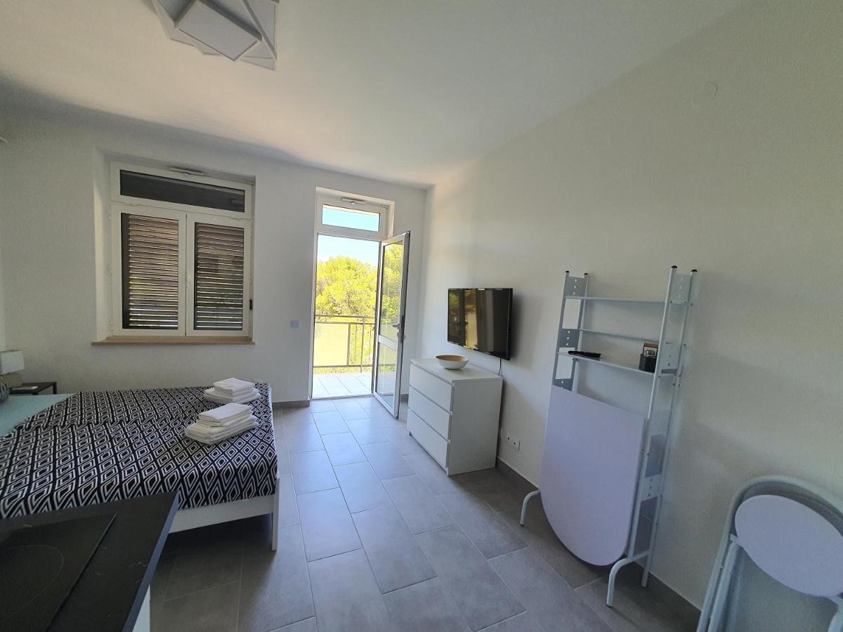 Villa Adagio Apartments سومارتين المظهر الخارجي الصورة
