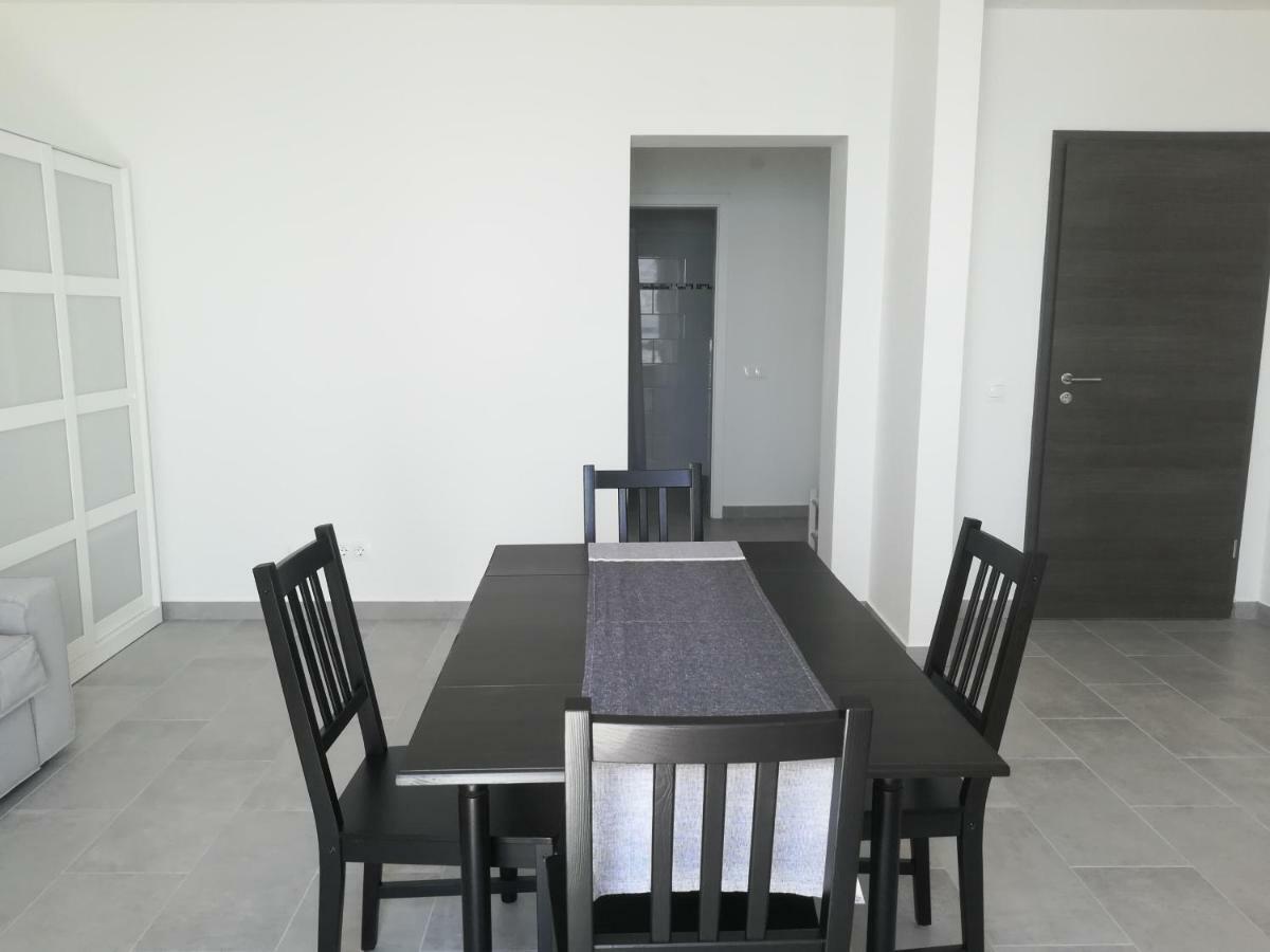 Villa Adagio Apartments سومارتين المظهر الخارجي الصورة