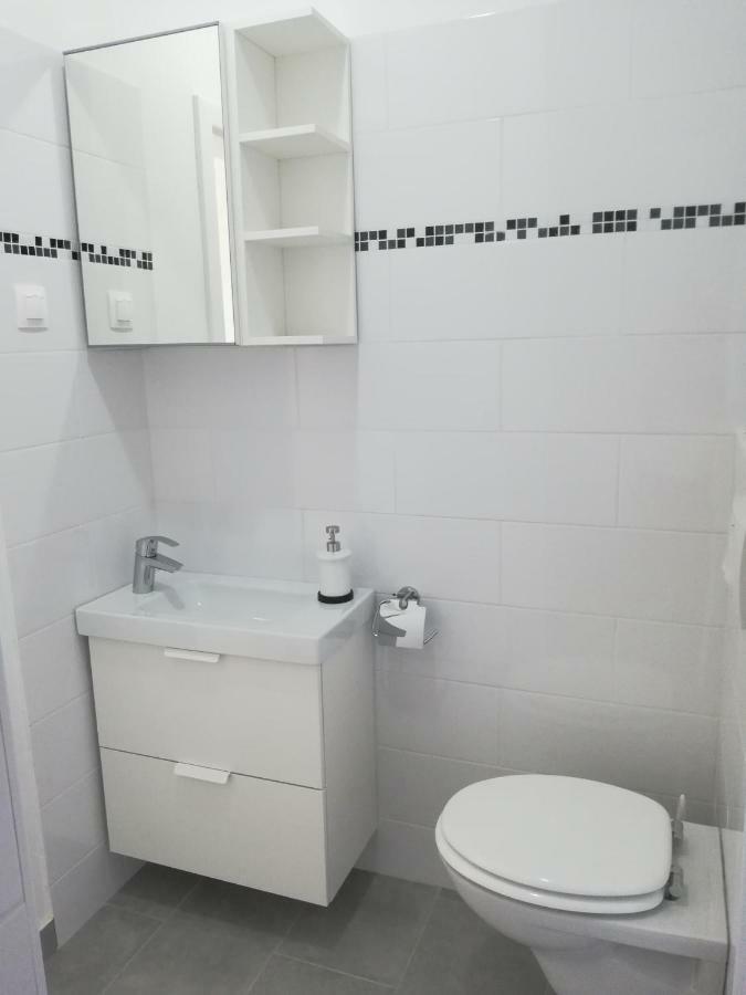 Villa Adagio Apartments سومارتين المظهر الخارجي الصورة
